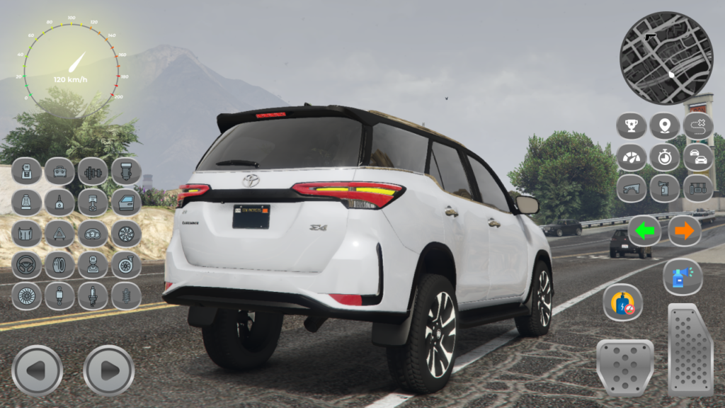 Toyota Fortuner SUV City Rides gameplay screenshot 4